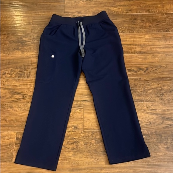 Figs High Waisted Yola Skinny Scrub Pants - Picture 1 of 15